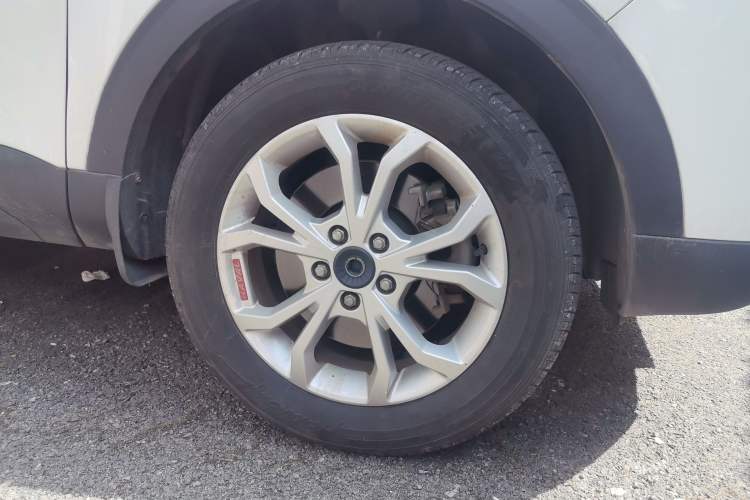 Used Haval H2s 2018 Red-Label 1.5T Dual-Clutch Fashion Edition Right Front Wheel Hub