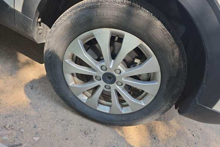 Used Haval H2s 2018 Blue Label 1.5T Dual-Clutch ZhiShang Model Right Front Wheel Hub