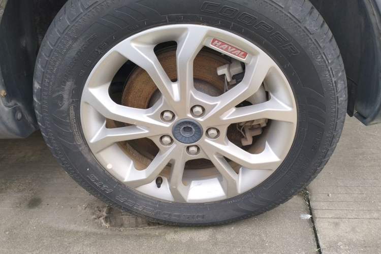Used Haval H2s 2018 Red-Label 1.5T Dual-Clutch Elite Model Right Front Wheel Hub