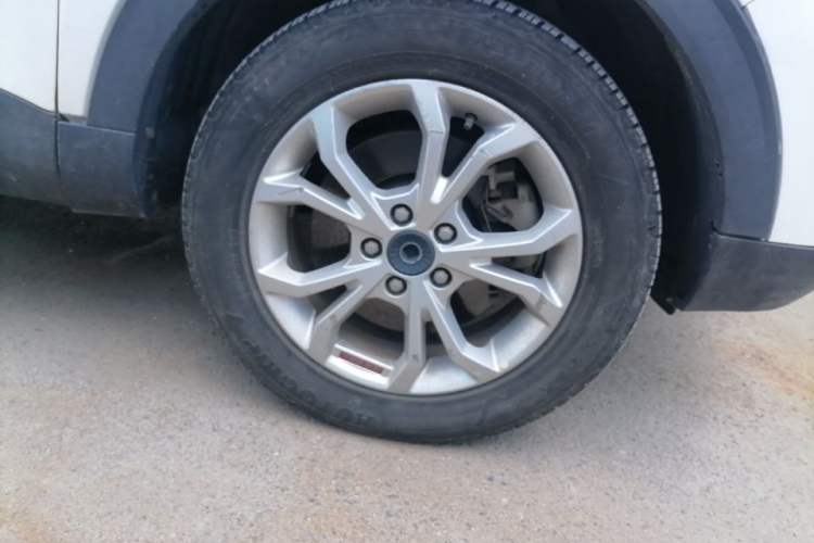 Used Haval H2s 2018 Red-Label 1.5T Manual Elite Model Right Front Wheel Hub