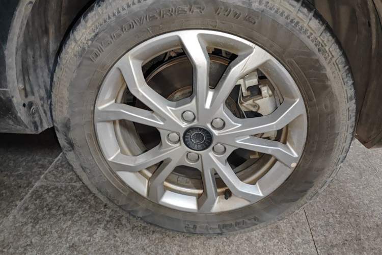 Used Haval H2s 2018 Red-Label 1.5T Manual Comfort Model Right Front Wheel Hub