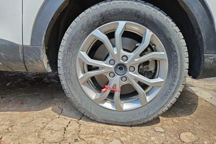 Used Haval H2s 2018 Red-Label 1.5T Manual Comfort Model Right Front Wheel Hub