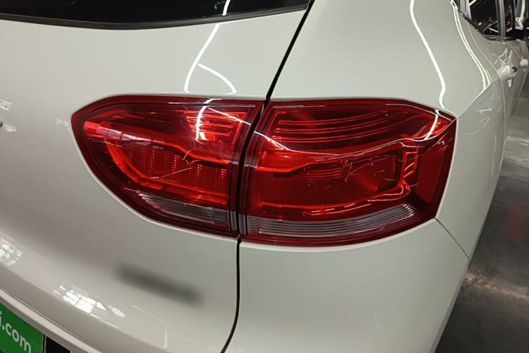 Used Haval H2s 2018 Red-Label 1.5T Dual-Clutch Elite Model Right Rear Taillight