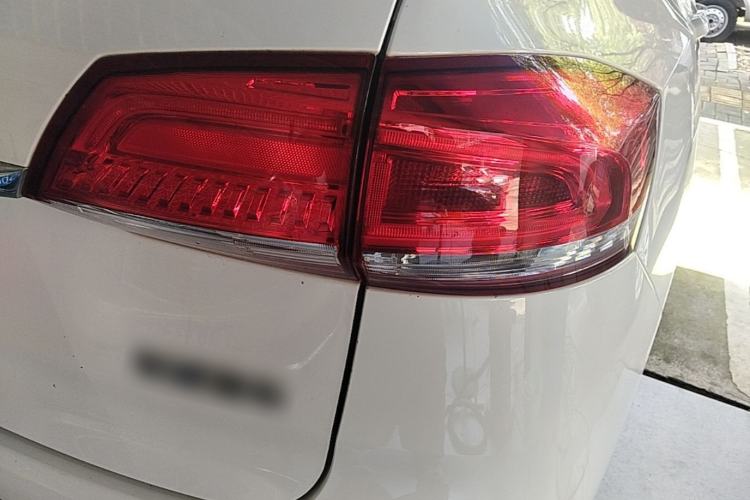 Used Haval H2s 2018 Blue Label 1.5T Dual-Clutch Luxury Model Right Rear Taillight