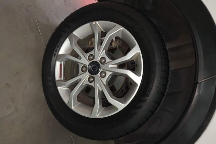 Used Haval H2s 2018 Red-Label 1.5T Manual Elite Model Right Rear Wheel Hub