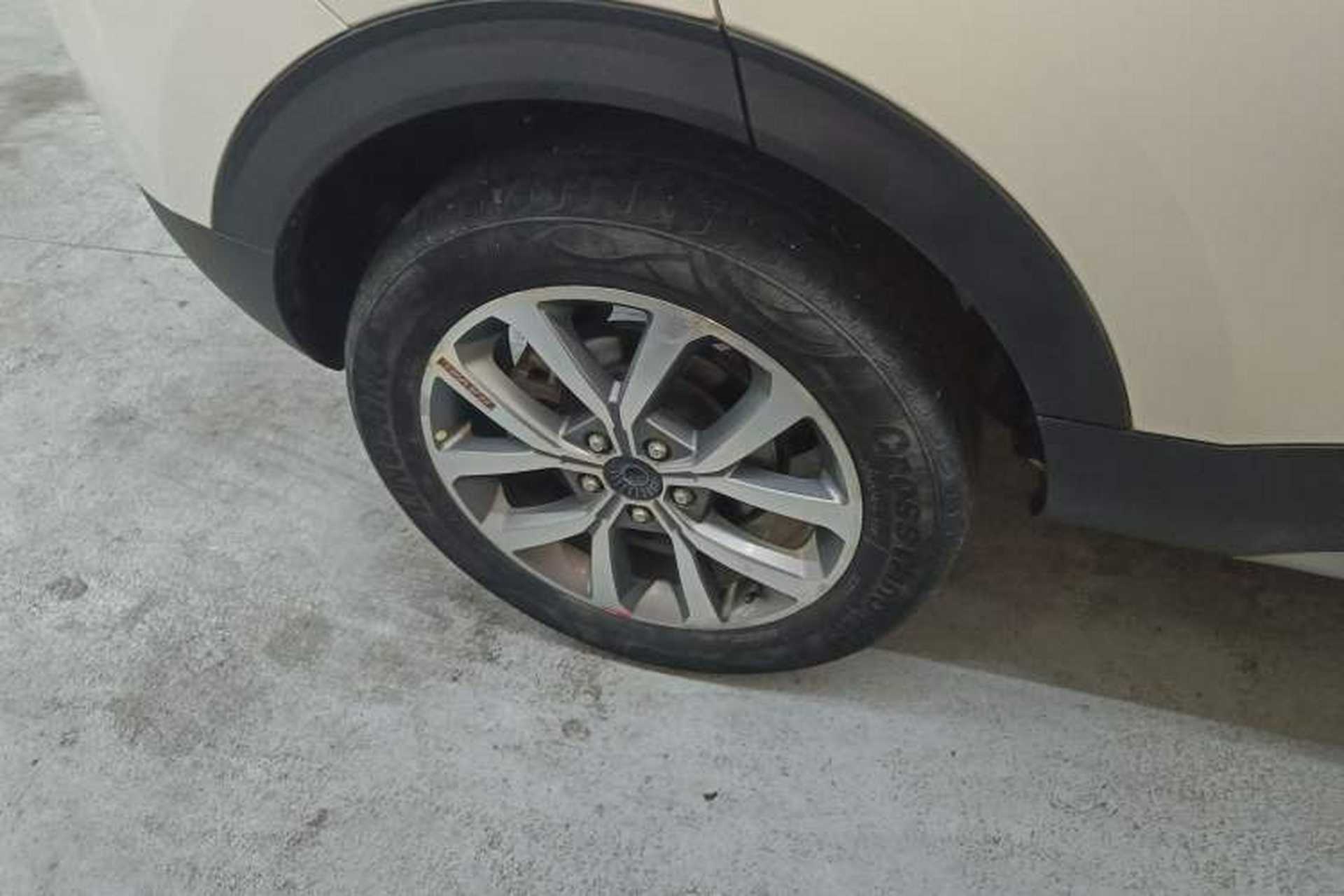 Used Haval H2s 2018 Red-Label 1.5T Dual-Clutch Luxury Model Right Rear Wheel Hub