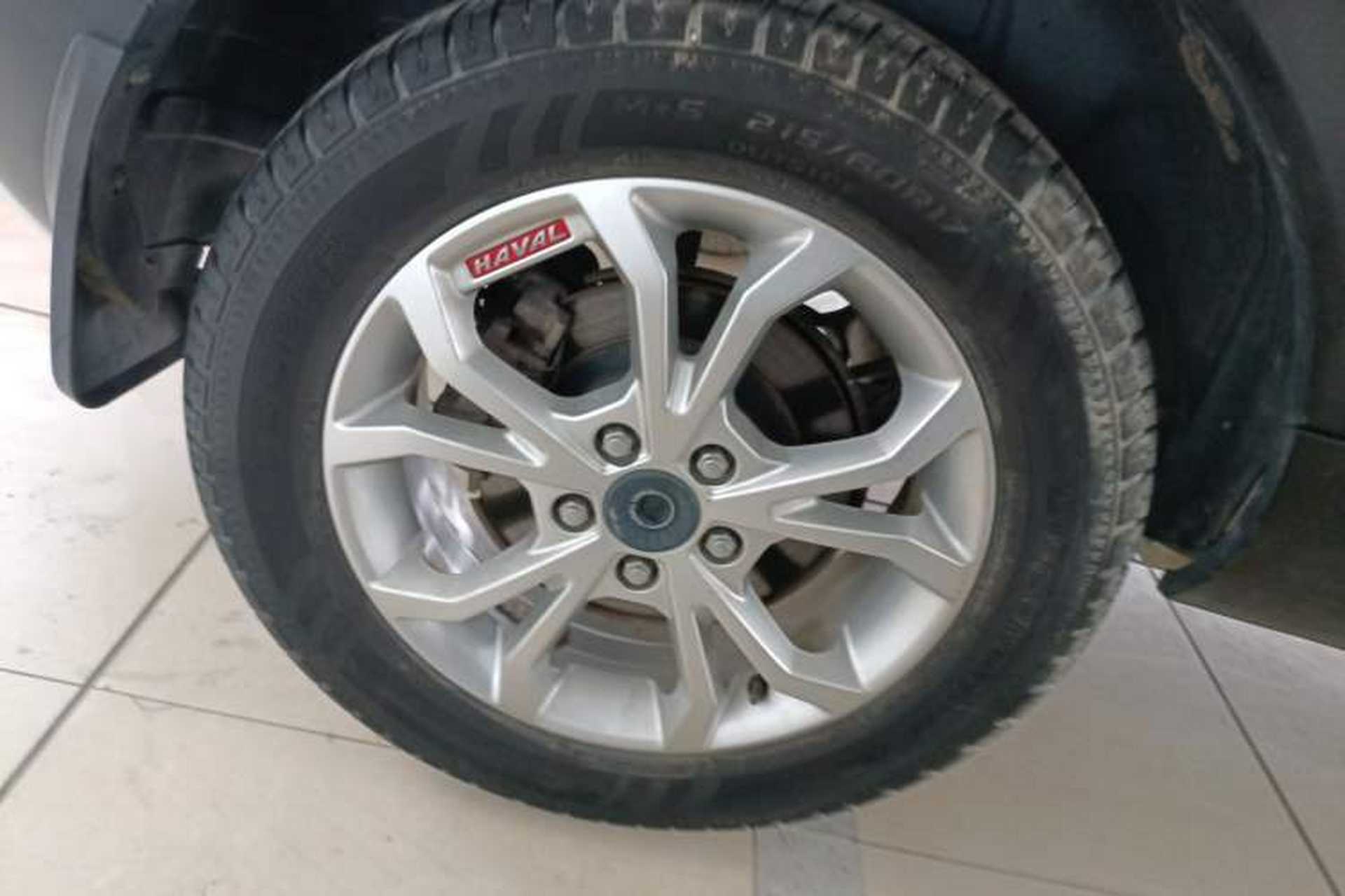 Used Haval H2s 2018 Red-Label 1.5T Dual-Clutch Elite Model Right Rear Wheel Hub
