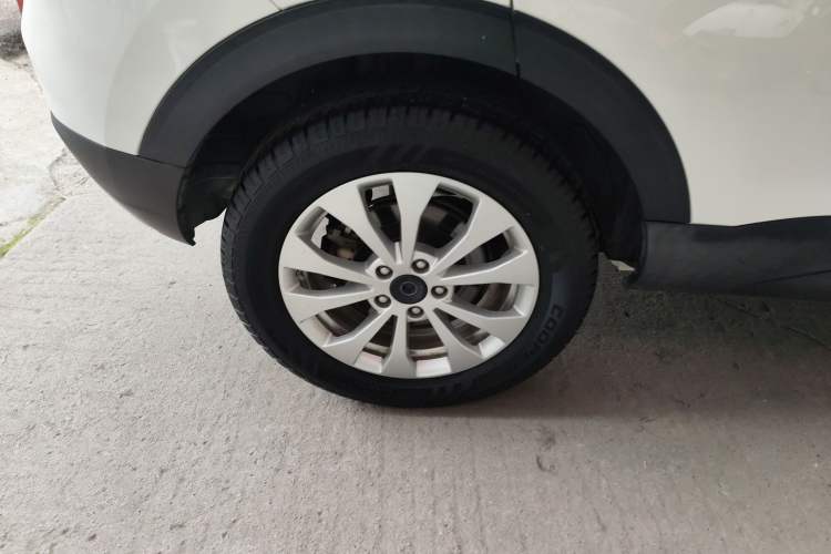 Used Haval H2s 2018 Blue Label 1.5T Dual-Clutch Fashion Edition Right Rear Wheel Hub