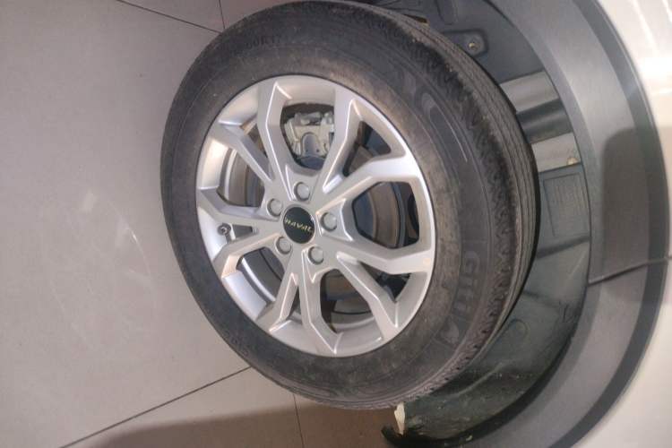 Used Haval H2s 2018 1.5T Dual-Clutch Fashion Edition Right Rear Wheel Hub