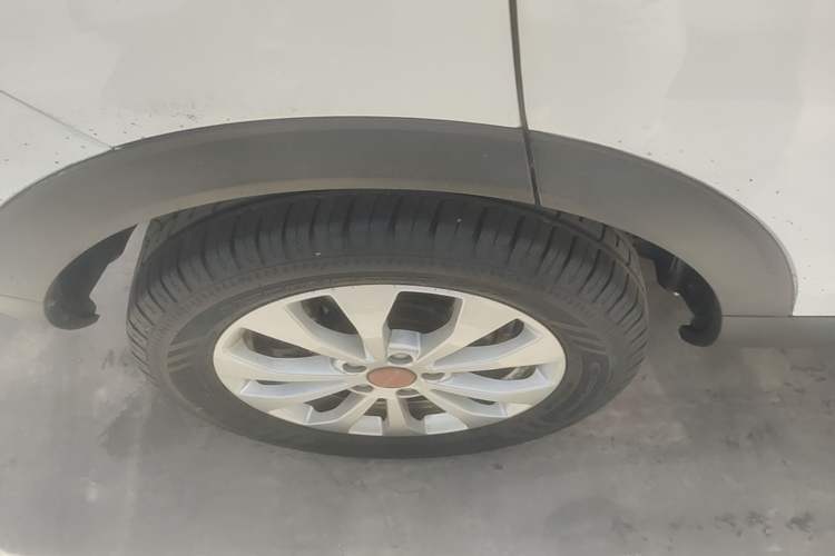 Used Haval H2s 2018 Blue Label 1.5T Dual-Clutch ZhiShang Model Right Rear Wheel Hub