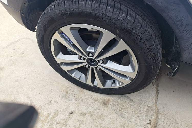 Used Haval H2s 2018 Blue Label 1.5T Dual-Clutch Luxury Model Right Rear Wheel Hub