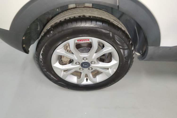 Used Haval H2s 2018 Red-Label 1.5T Manual Fashion Edition Right Rear Wheel Hub