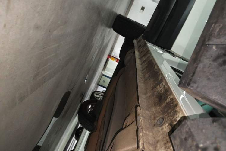 Used Haval H2s 2018 Red-Label 1.5T Manual Elite Model Right Side Sill