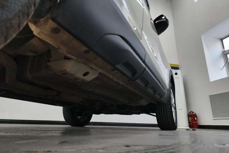 Used Haval H2s 2018 Blue Label 1.5T Manual Elite Model Right Side Sill