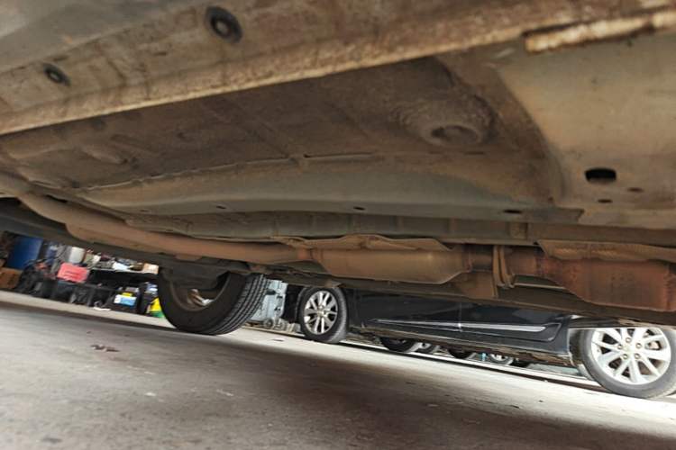 Used Haval H2s 2018 Blue Label 1.5T Dual-Clutch ZhiShang Model Right Side Sill
