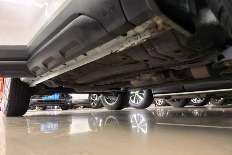 Used Haval H2s 2018 Blue Label 1.5T Dual-Clutch Fashion Edition Right Side Sill