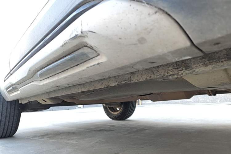 Used Haval H2s 2018 Red-Label 1.5T Dual-Clutch Elite Model Right Side Sill