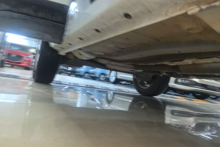 Used Haval H2s 2018 1.5T Dual-Clutch ZhiShang Model Right Side Sill