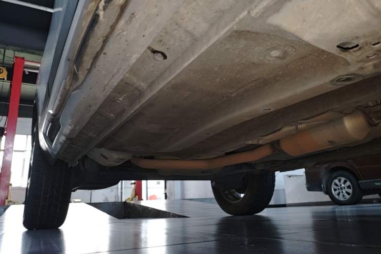 Used Haval H2s 2018 Red-Label 1.5T Dual-Clutch Elite Model Right Side Sill
