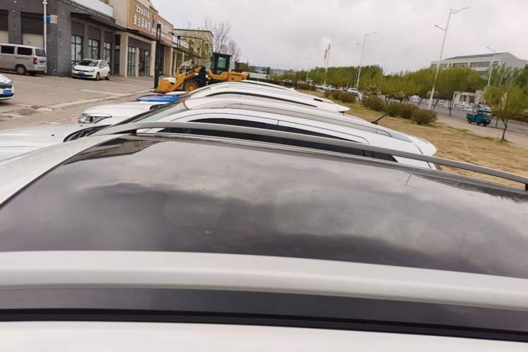 Used Haval H2s 2018 Blue Label 1.5T Dual-Clutch ZhiShang Model Roof