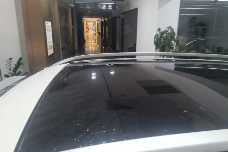 Used Haval H2s 2018 1.5T Dual-Clutch ZhiShang Model Roof