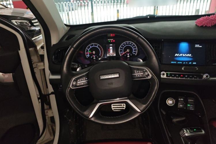 Used Haval H2s 2018 Red-Label 1.5T Dual-Clutch Luxury Model Steering Wheel