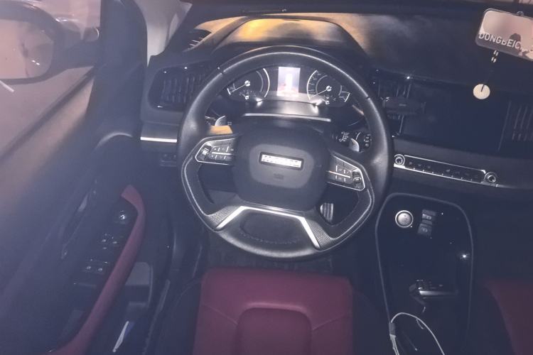 Used Haval H2s 2018 Red-Label 1.5T Dual-Clutch Luxury Model Steering Wheel