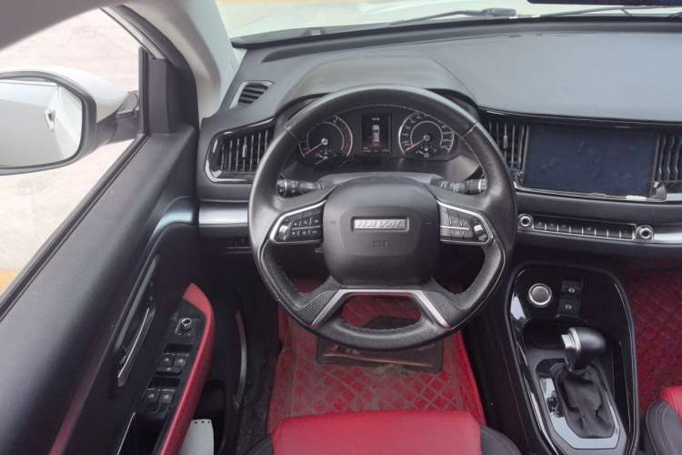 Used Haval H2s 2018 Blue Label 1.5T Dual-Clutch ZhiShang Model Steering Wheel