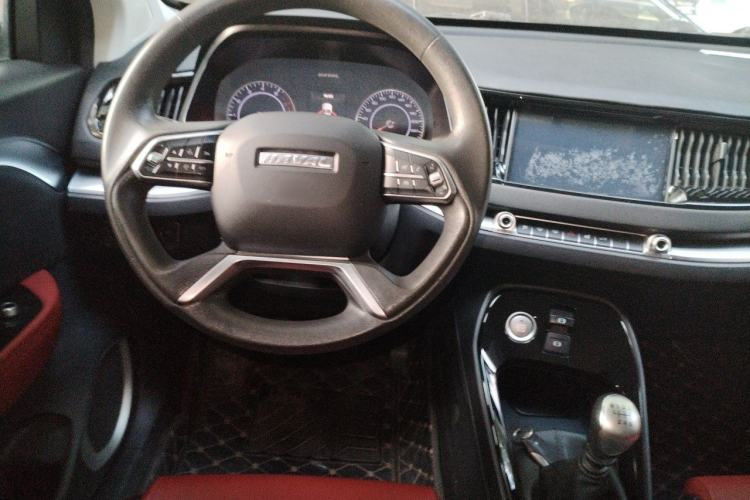 Used Haval H2s 2018 Red-Label 1.5T Manual Comfort Model Steering Wheel