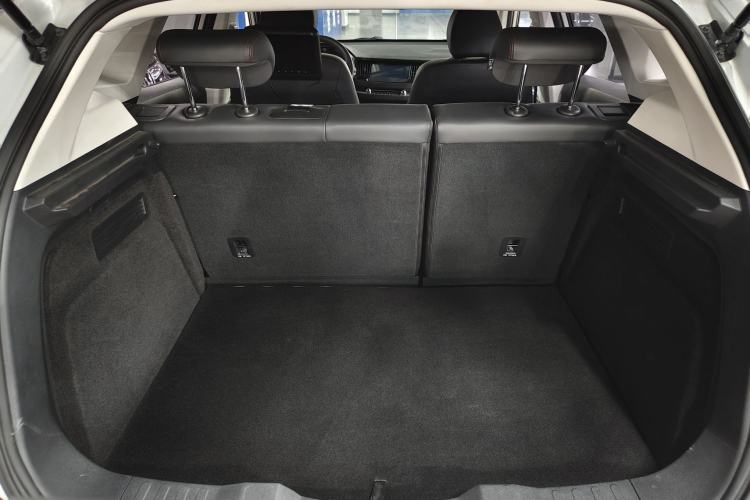 Used Haval H2s 2018 1.5T Dual-Clutch Fashion Edition Trunk