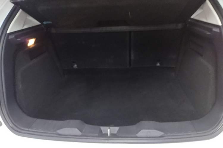 Used Haval H2s 2018 Red-Label 1.5T Dual-Clutch Elite Model Trunk