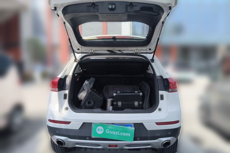 Used Haval H2s 2018 Red-Label 1.5T Dual-Clutch Elite Model Trunk
