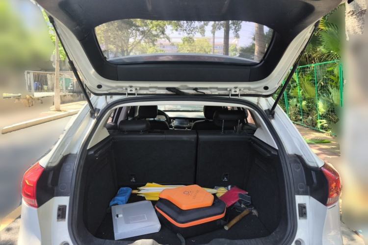 Used Haval H2s 2018 Blue Label 1.5T Dual-Clutch Fashion Edition Trunk