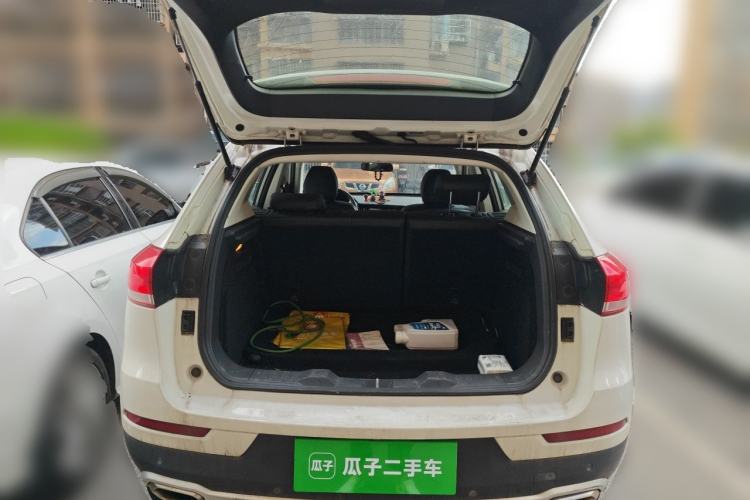 Used Haval H2s 2018 Red-Label 1.5T Dual-Clutch Luxury Model Trunk