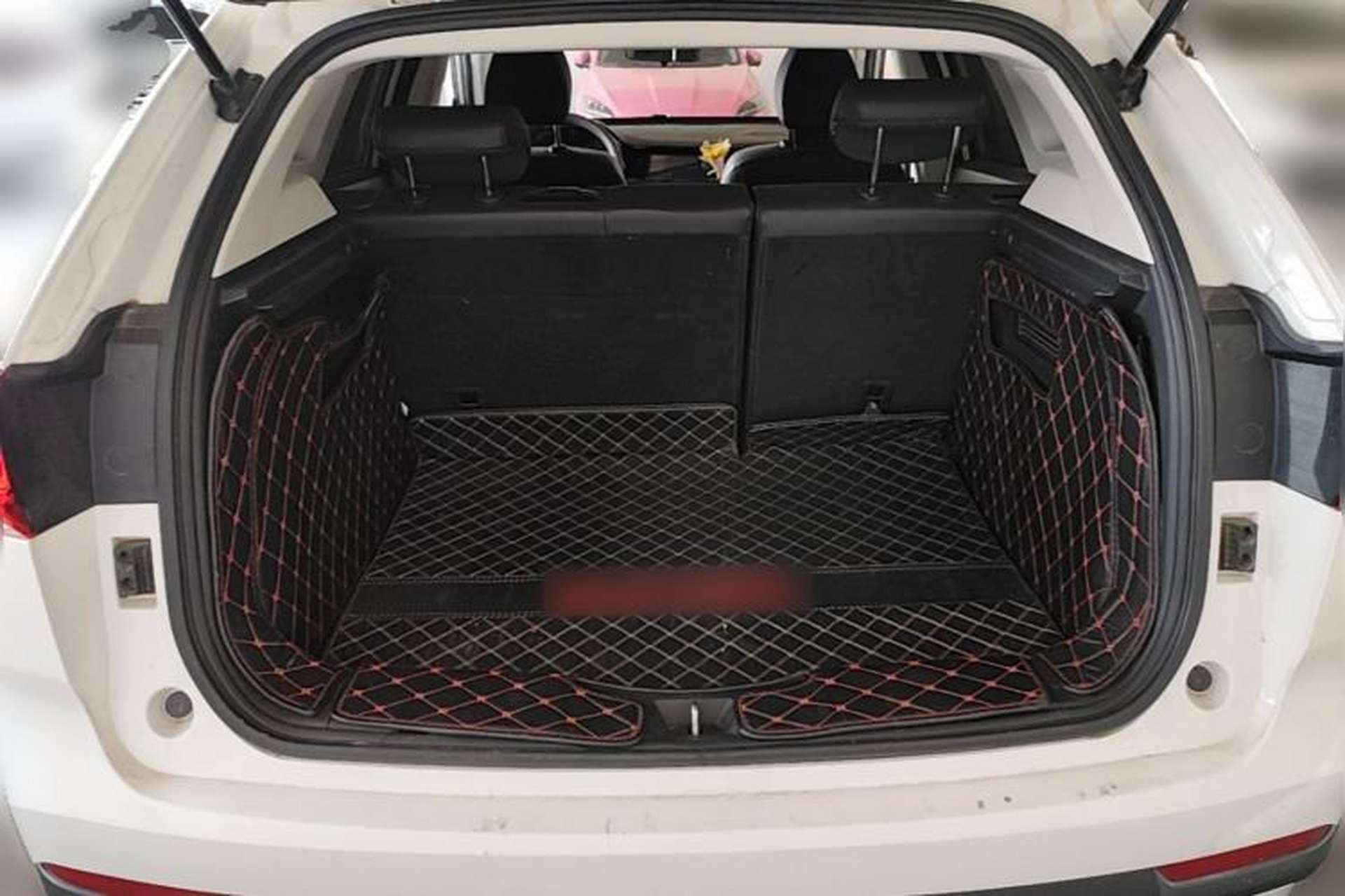 Used Haval H2s 2018 Blue Label 1.5T Dual-Clutch Fashion Edition Trunk