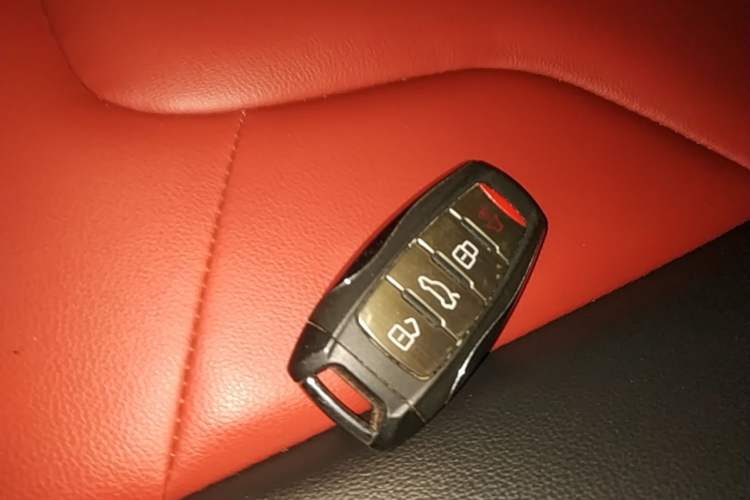 Used Haval H2s 2018 1.5T Dual-Clutch Fashion Edition Vehicle Key