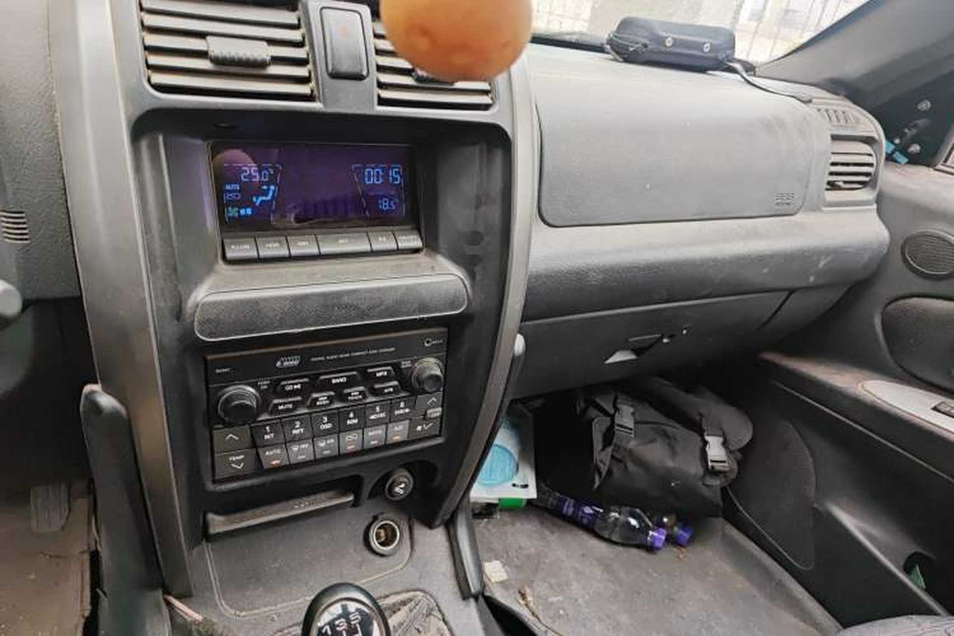 Used Haval H3 2008 2.4L 4G69 Four-Wheel Drive Luxury Version Audio And AC Panel
