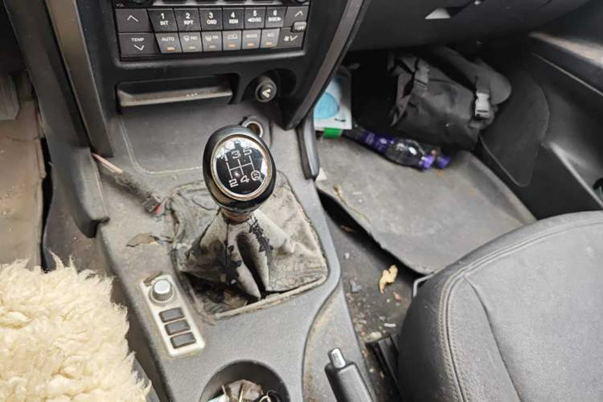 Used Haval H3 2008 2.4L 4G69 Four-Wheel Drive Luxury Version Gear Lever