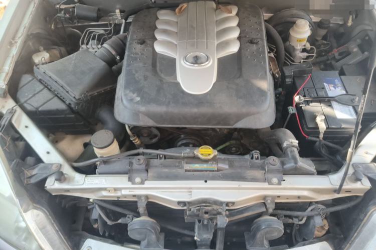 Used Haval H3 2009 2.4L 4G64 Four-Wheel Drive Ultra-Luxury Version Engine Bay