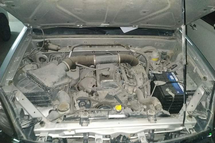 Used Haval H3 2009 Ruiyi Edition 2.0L Elite Model Engine Bay