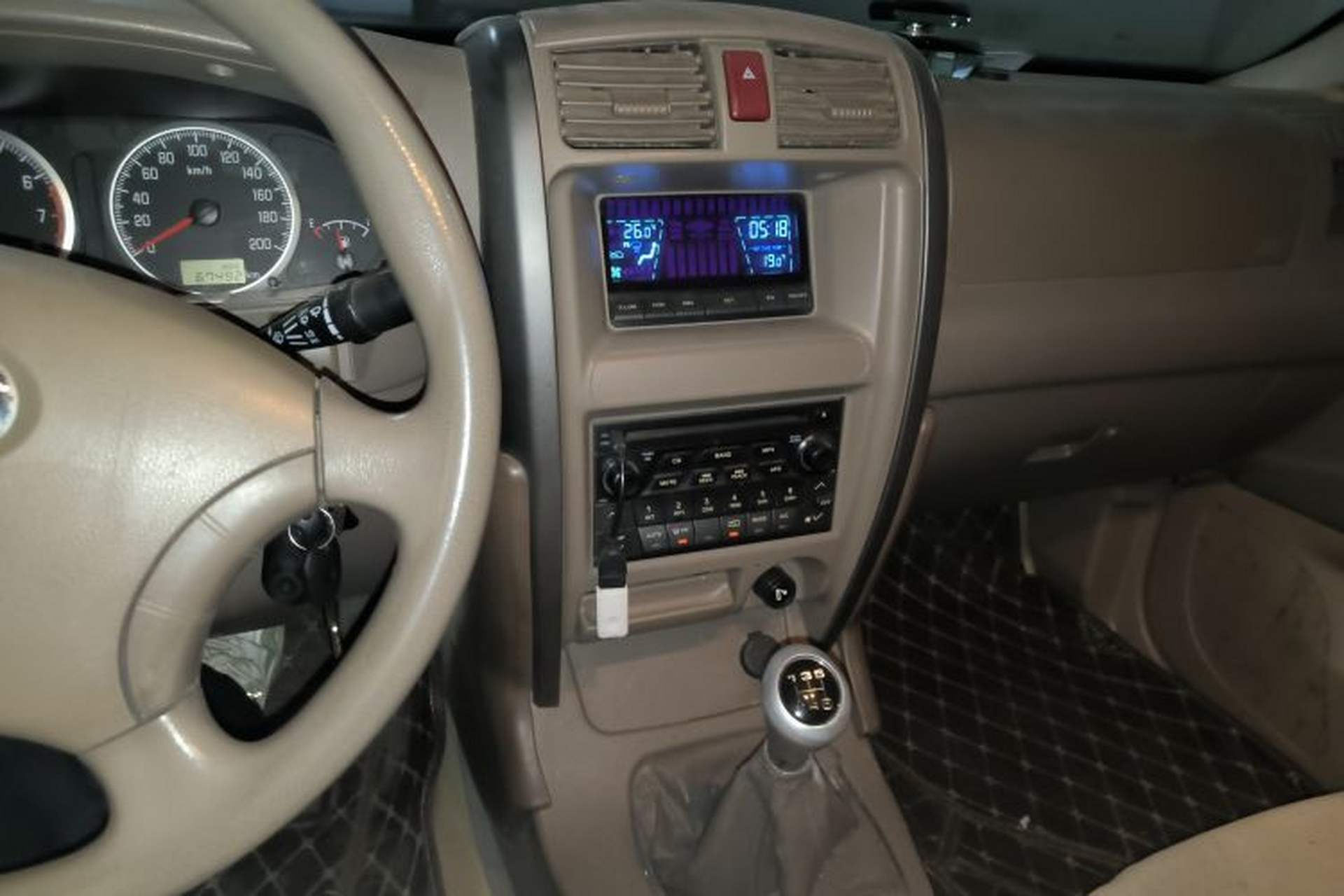 Used Haval H3 2010 Ruiyi Edition 2.0L Luxury Model Audio And AC Panel