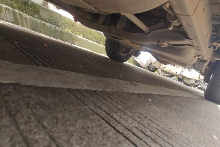 Used Haval H3 2010 Ruiyi Edition 2.0L Elite Model Chassis Front Left