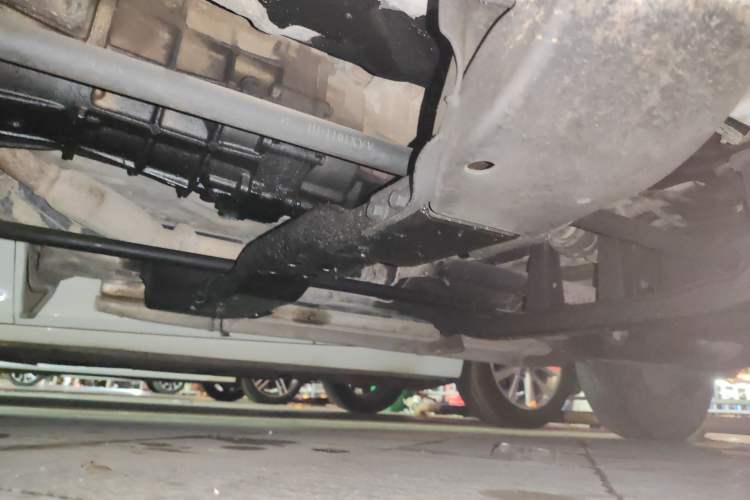 Used Haval H3 2010 Leading Edition 2.5 TCI Two-Wheel Drive Comfort Model Chassis Front Left