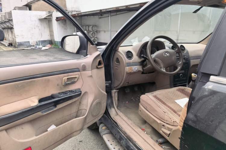 Used Haval H3 2010 Ruiyi Edition 2.0L Luxury Model Driver Seat