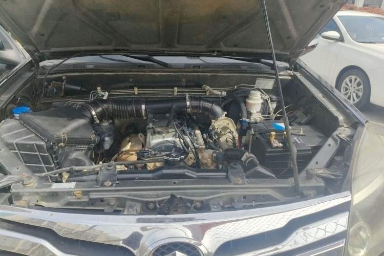 Used Haval H3 2010 Ruiyi Edition 2.0L Luxury Model Engine Bay