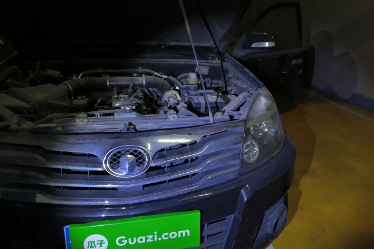 Used Haval H3 2010 Ruiyi Edition 2.0L Luxury Model Engine Bay Left