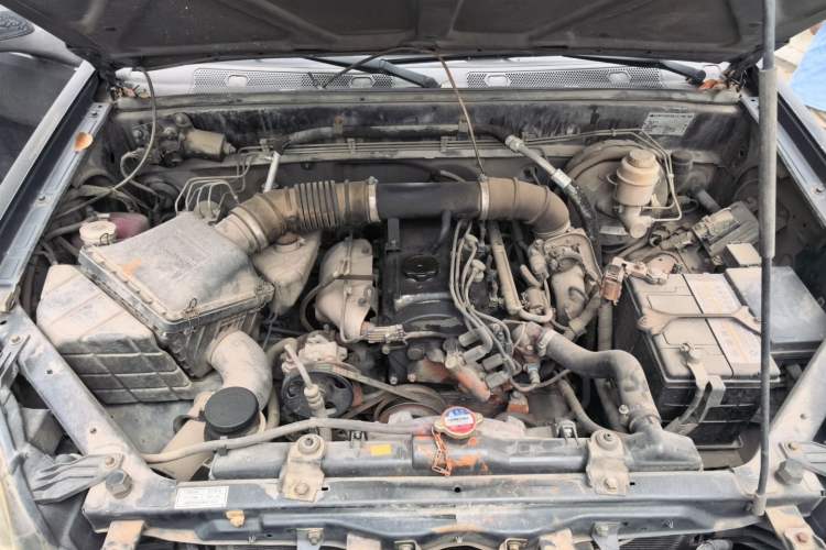 Used Haval H3 2010 Ruiyi Edition 2.0L Luxury Model Engine Bay