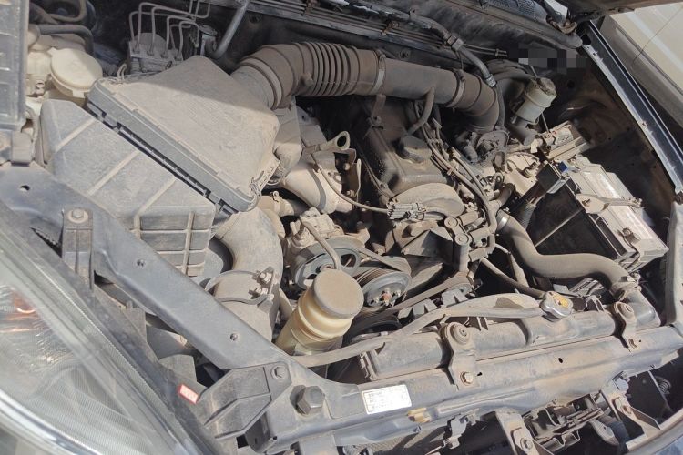 Used Haval H3 2010 Ruiyi Edition 2.0L Elite Model Engine Bay Right