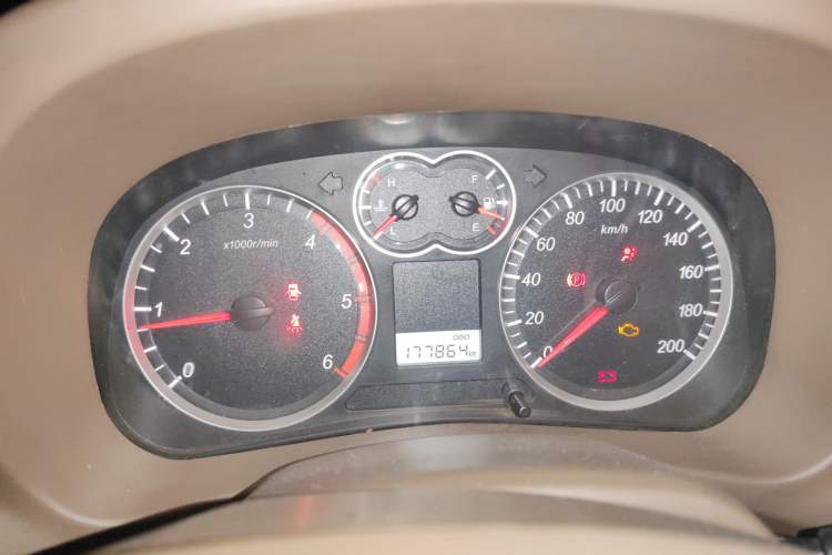 Used Haval H3 2010 Leading Edition 2.5 TCI Two-Wheel Drive Comfort Model Instrument Cluster