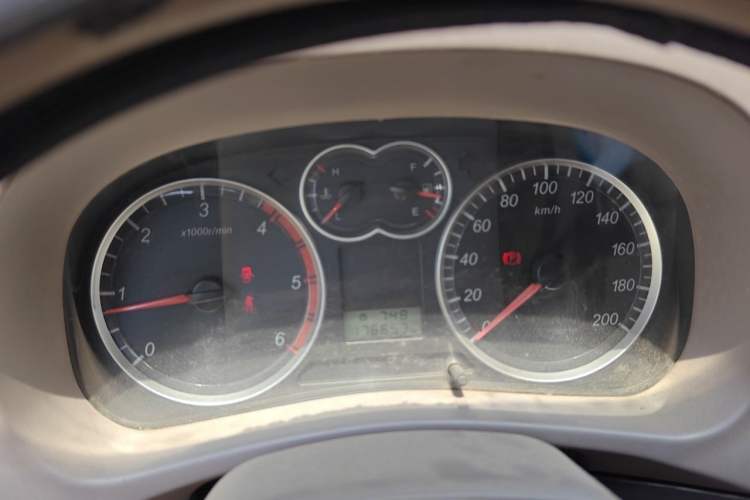 Used Haval H3 2010 Leading Edition 2.5 TCI Two-Wheel Drive Comfort Model Instrument Cluster